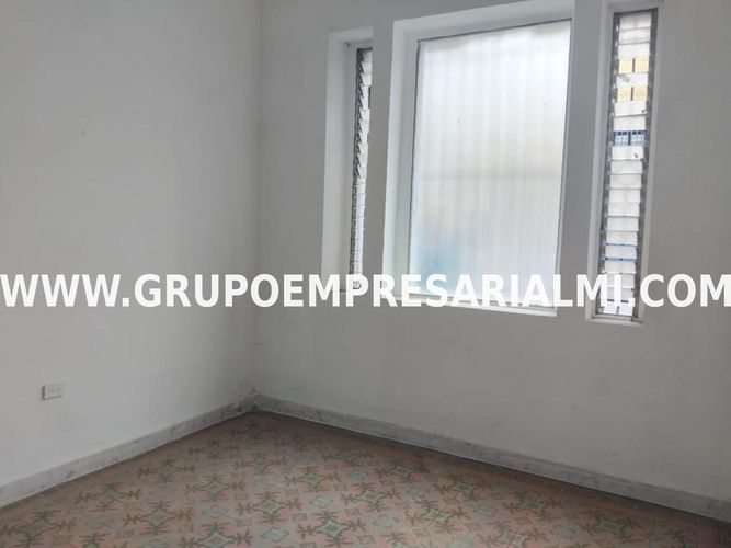 Apartaestudio en Arriendo en Prado, Medellín - Miniatura 6
