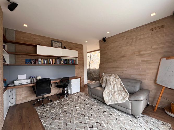 Casa en Arriendo en Envigado - Miniatura 6