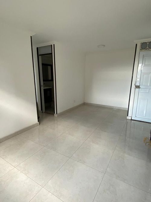 Apartamento en Venta en Uaecd 007, Soacha - Miniatura 2