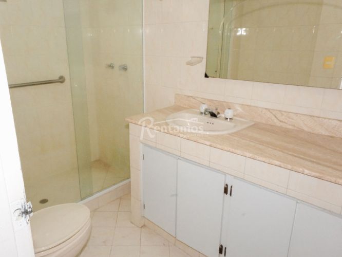 Apartamento en Arriendo en El Poblado, Medellín - Miniatura 11