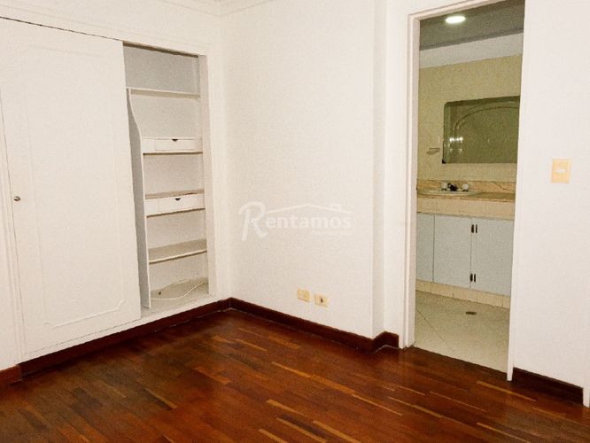 Apartamento en Arriendo en El Poblado, Medellín - Miniatura 13