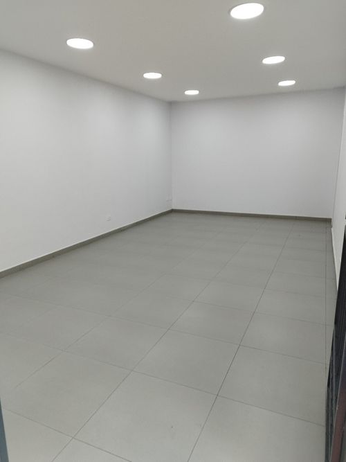 Local en Arriendo en Niza suba, Bogotá - Miniatura 2