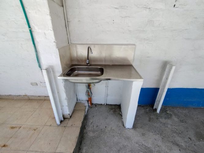 Parqueadero en  Arriendo en La america, Medellín - Miniatura 16