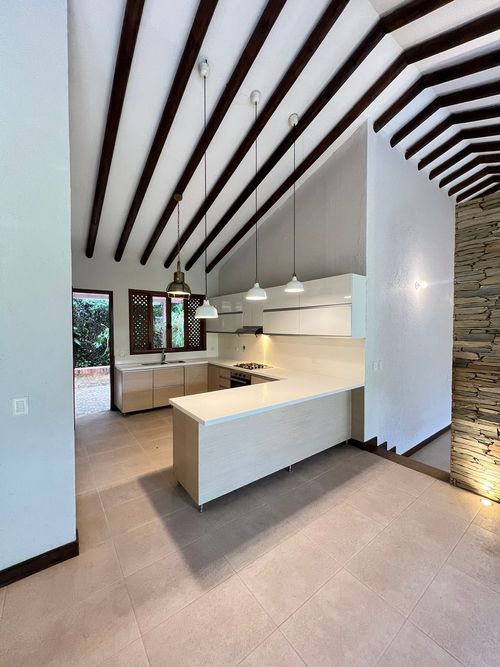 Casa en Arriendo en Loma de las brujas, Envigado - Miniatura 2