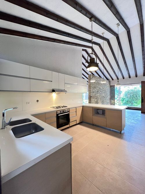 Casa en Arriendo en Loma de las brujas, Envigado - Miniatura 3