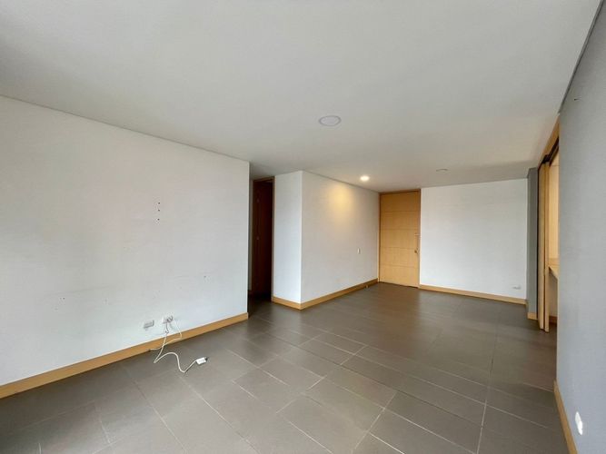 Apartaestudio en Arriendo en Lalinde, Medellín - Miniatura 5