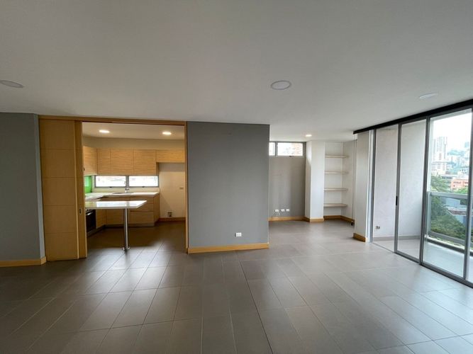 Apartaestudio en Arriendo en Lalinde, Medellín - Miniatura 8
