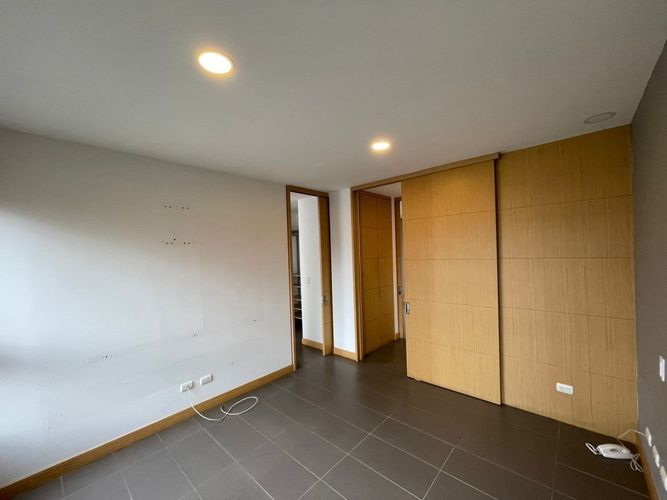 Apartaestudio en Arriendo en Lalinde, Medellín - Miniatura 9