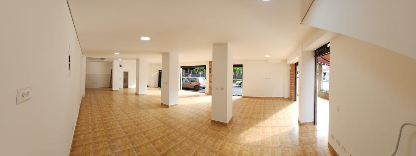 Local en  Arriendo en Santa lucia, Medellín - Imagen 1