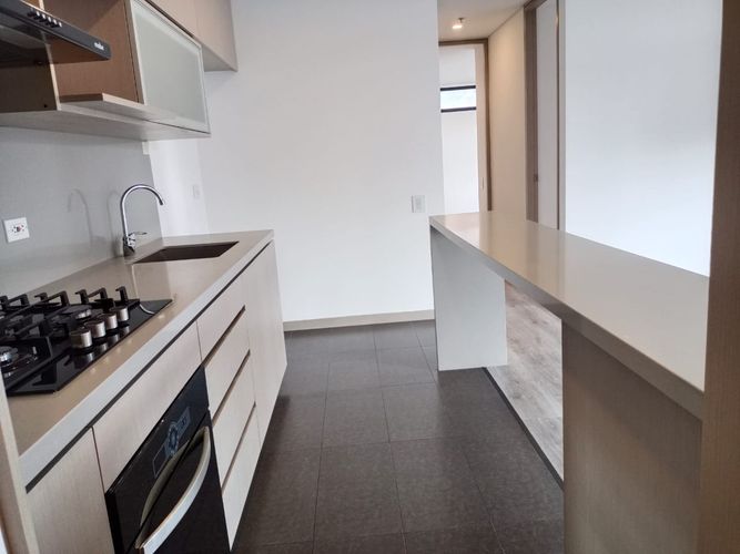 Apartamento en Arriendo en Altos del poblado, Medellín - Miniatura 2