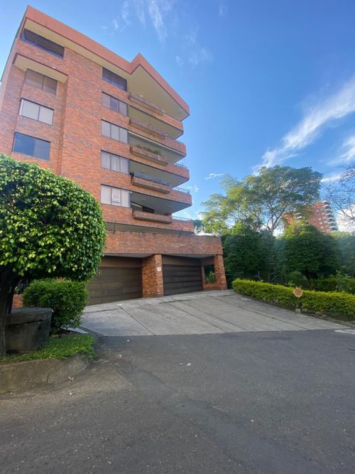 Apartamento en Venta en Cristales, Cali - Imagen 1