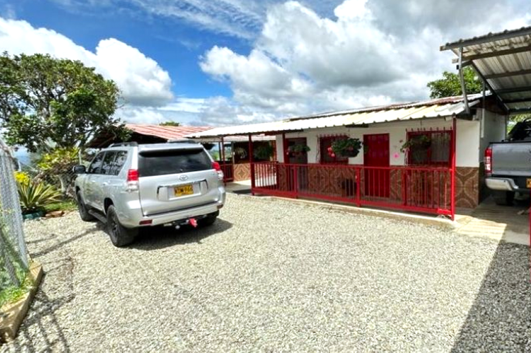 Finca en  Venta en Armenia - Miniatura 3