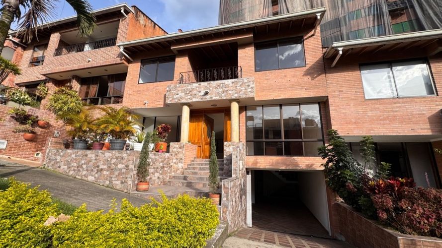 Casa en Arriendo en Aves Maria, Sabaneta - Imagen 1