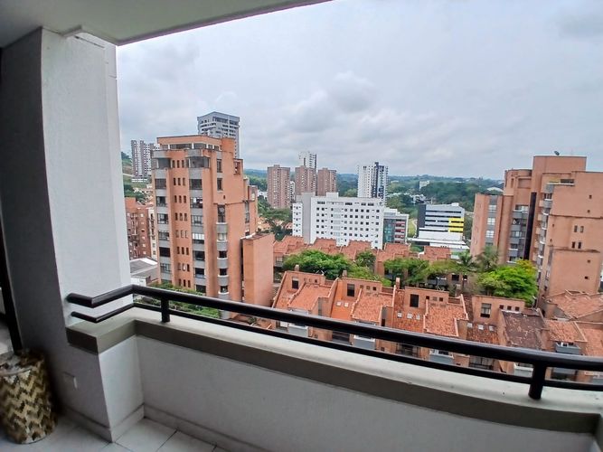 Apartamento en  Venta en Pinares, Pereira - Imagen 1