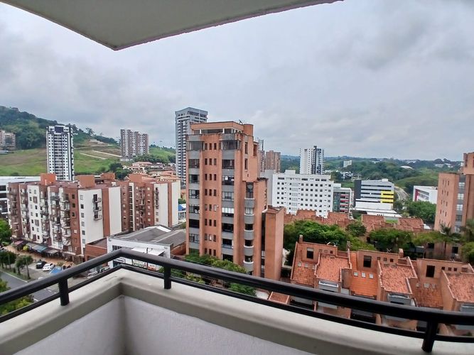 Apartamento en  Venta en Pinares, Pereira - Miniatura 11