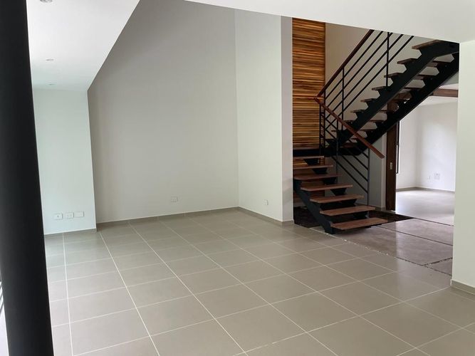 Casa en Arriendo en Pance, Cali - Miniatura 6