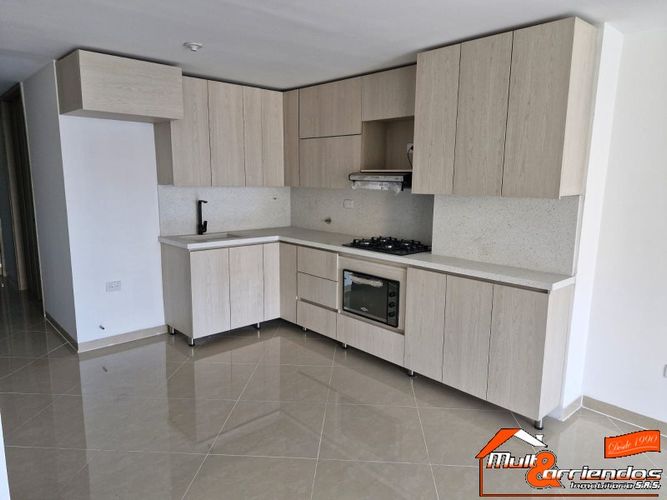Apartamento en  Arriendo en La castellana, Medellín - Miniatura 2
