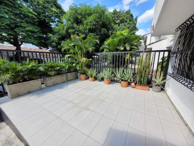 Casa en  Venta en Prados del norte, Cali - Miniatura 2