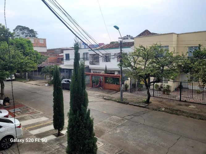 Apartaestudio en Arriendo en San fernando viejo, Cali - Miniatura 2