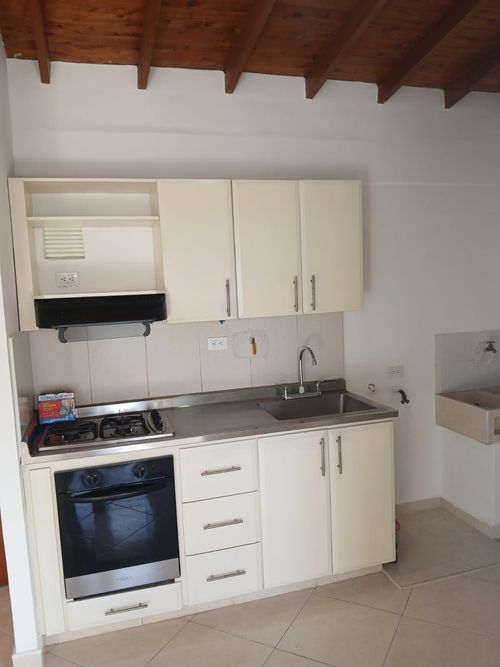 Apartaestudio en Arriendo en Calasanz parte alta, Medellín - Miniatura 2