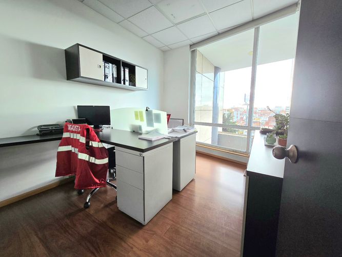 Oficina en Arriendo en Usaquen, Bogotá - Miniatura 10