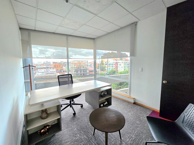 Oficina en Arriendo en Usaquen, Bogotá - Miniatura 11