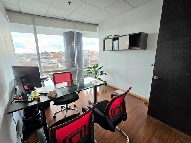 Oficina en Arriendo en Usaquen, Bogotá - Miniatura 13