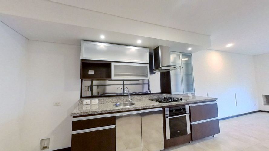 Apartamento en Venta en Santa Barbara, Bogotá - Imagen 1