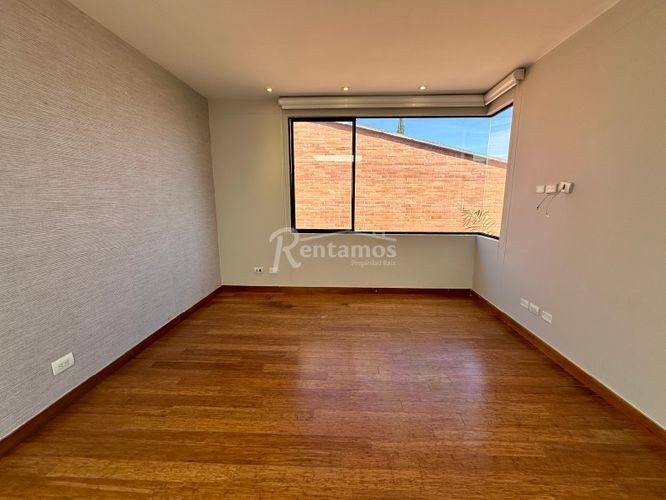 Casa en Arriendo en Loma del Chocho, Envigado - Miniatura 14