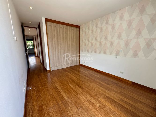 Casa en Arriendo en Loma del Chocho, Envigado - Miniatura 17