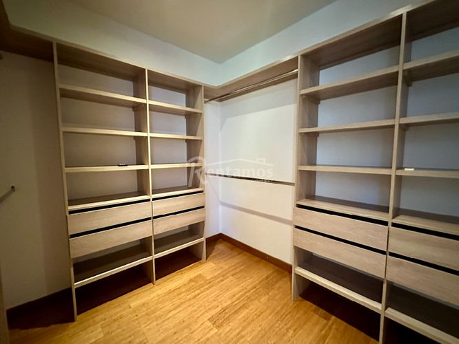 Casa en Arriendo en Loma del Chocho, Envigado - Miniatura 19