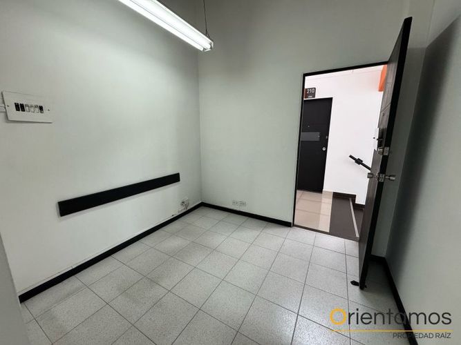 Oficina en Arriendo en El Poblado, Medellín - Imagen 1