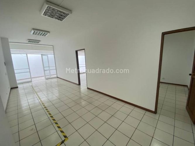 Oficina en  Arriendo en Chico norte, Bogotá - Miniatura 6