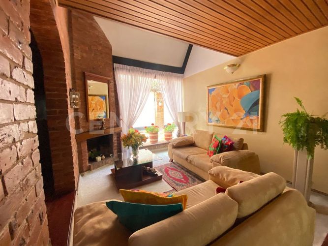Casa en venta en Cedritos, Bogotá - Imagen 1