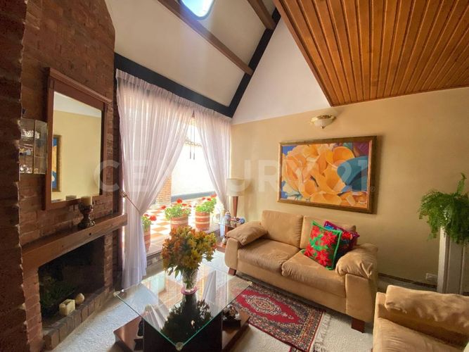Casa en venta en Cedritos, Bogotá - Miniatura 2