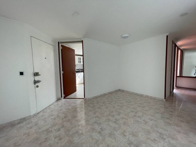 Apartamento en  Venta en Américas Central, Bogotá - Miniatura 2