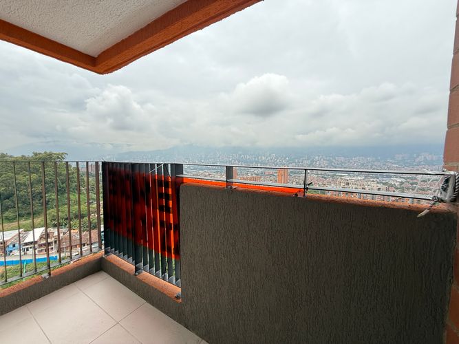 Apartamento en Venta en Los gomez, Itaguí - Miniatura 3