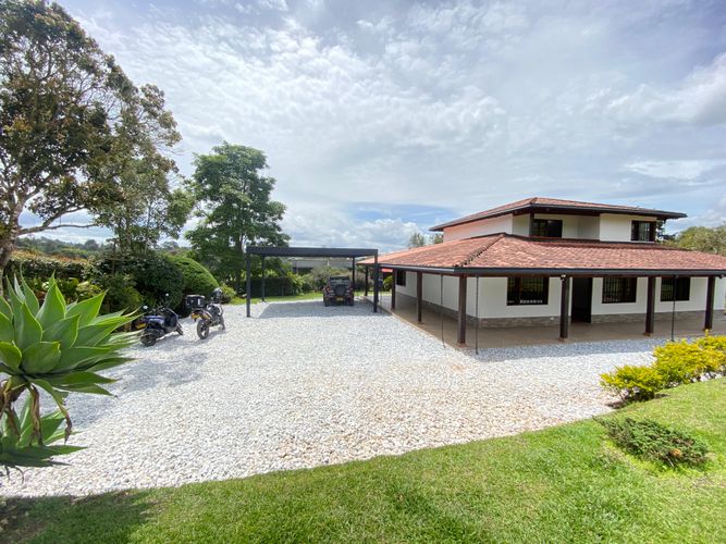 Finca en Arriendo en Llano Grande, Rionegro - Miniatura 3