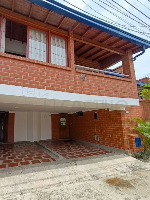 Casa en  Arriendo en La mota, Medellín - Imagen 1