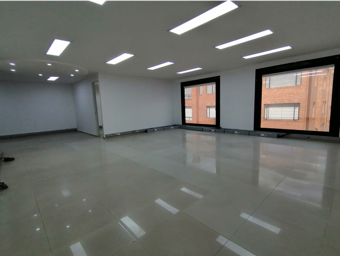 Oficina en  Arriendo en Usaquen, Bogotá - Miniatura 2
