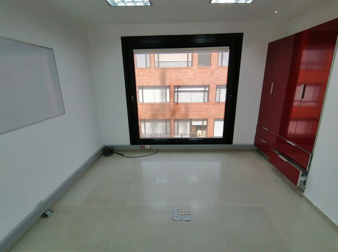 Oficina en  Arriendo en Usaquen, Bogotá - Miniatura 3