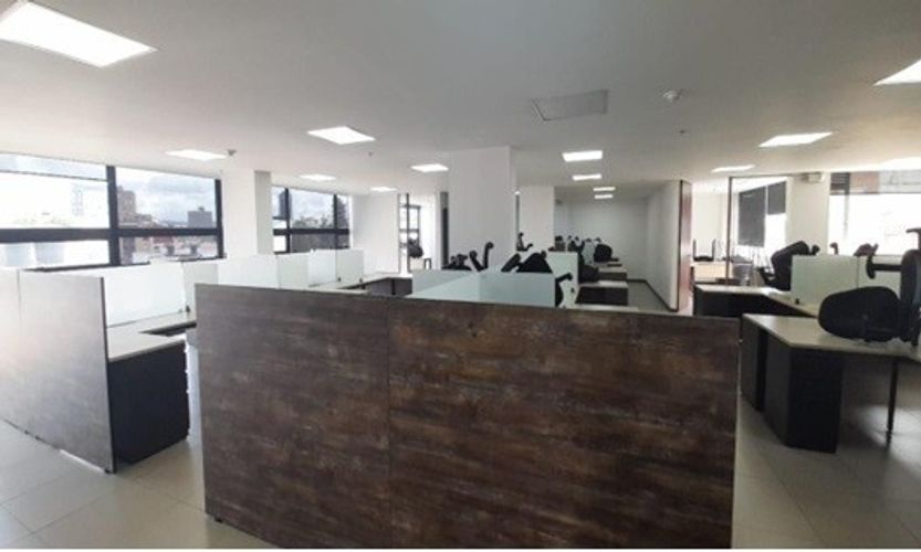 Edificio en  Arriendo en Quinta paredes, Bogotá - Miniatura 2