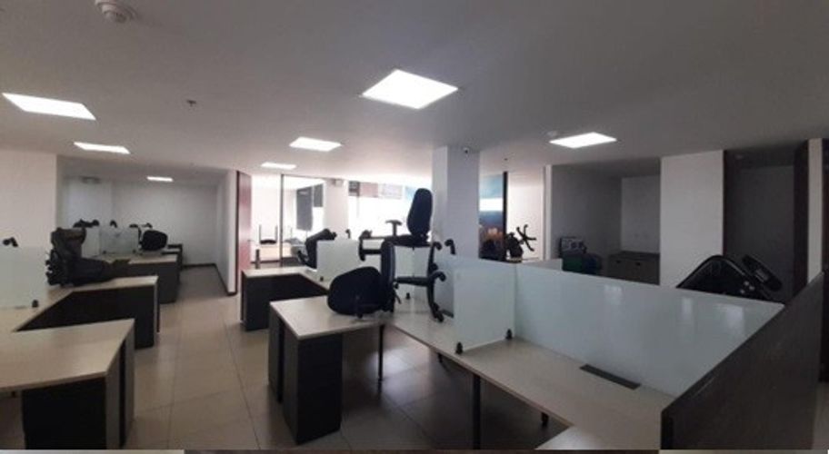 Edificio en  Arriendo en Quinta paredes, Bogotá - Miniatura 8