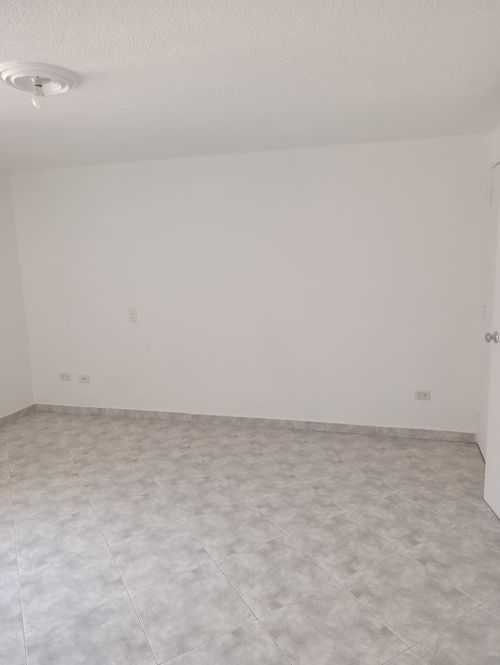 Apartamento en Arriendo en Florida nueva, Medellín - Miniatura 9