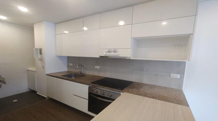 Apartamento en  Venta en Santa barbara alta, Bogotá - Miniatura 7