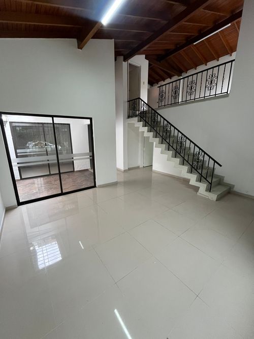 Casa en Arriendo en Simon bolivar, Medellín - Imagen 1
