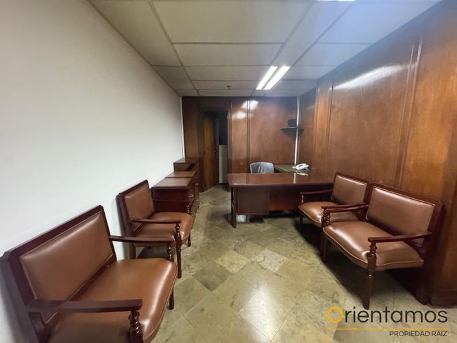 Oficina en Venta en El Poblado, Medellín - Miniatura 2