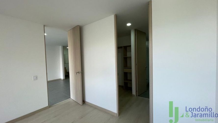 Apartamento en  Arriendo en Loma del Escobero, Envigado - Miniatura 13