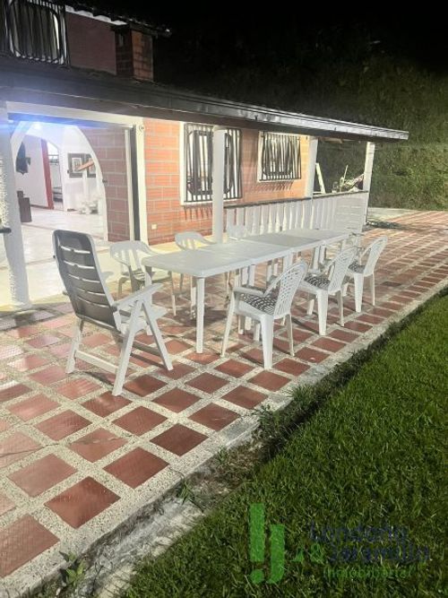Finca en  Arriendo en San vicente - Miniatura 4