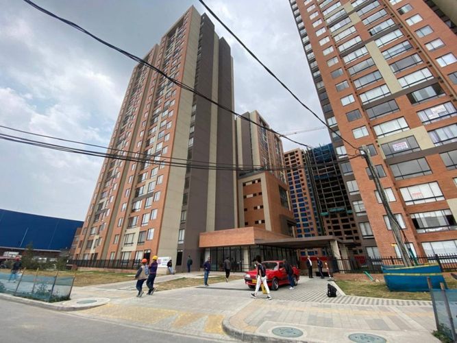 Apartamento en Arriendo en Montevideo, Bogotá - Imagen 1